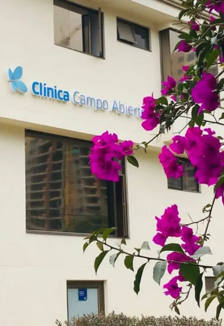Clínica Campo Abierto en Bogotá, centro médico dedicado al cuidado de la salud mental